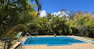 villa f4 avec piscine à sainte-marie de 98 m²
