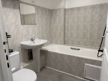 Location F1 Bis meublé centre ville Les Avirons (97425) - REUNION