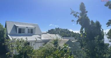 À vendre villa type f4 avec ses deux t2 indépendants