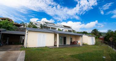 maison f5 130m2 bois de nèfles sainte-clotilde