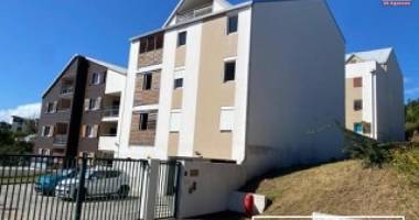 a vendre appartement t2 plein centre de  la montagne
