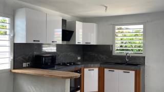 location villa à le moule (97160)