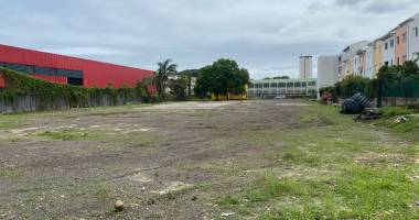 À vendre   terrain avec projet de construction validé   dugazon, les abymes