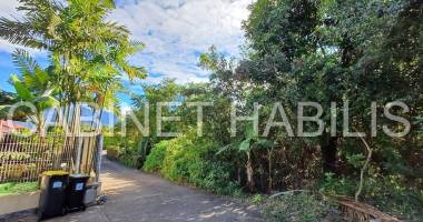 a vendre - terrain de 504 m2 environ - le tampon - 150 000 € hai