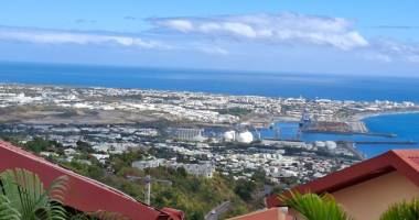 villa située à ravine à malheur.
