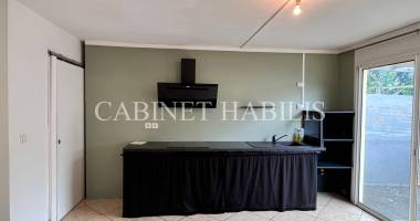 a louer - appartement de type f2 d'environ 30.06 m2 - le tampon - 620 € hc + 40 € de charges pour une personne