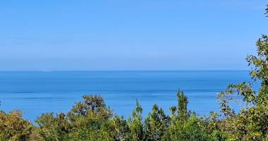 terrain à vendre à bouillante - opportunité pour un projet d'investissement ou de construction