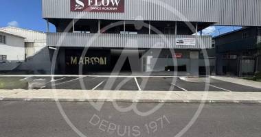 À louer  local commercial à louer 4 724 € /mois