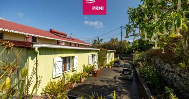 À vendre - grande propriété creole de charme au tampon