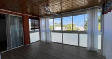 maison f3 - 78m2 à étage + garage conde 400