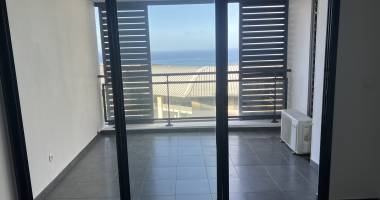 t3 - saint denis - colline des camelias - occupÉ