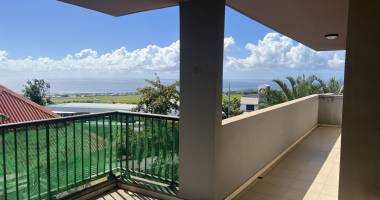 beau f3, duparc ste-marie, piscine