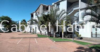 a vendre - appartement f3 meublÉ - 82 m2 environ - etang sale les bains - 431 600 € hai