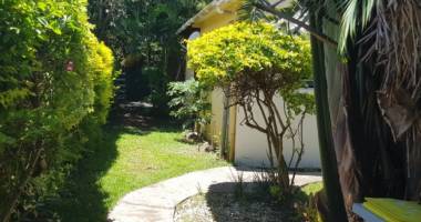 coup de cœur ! villa 5 chambres + jardin 717 m² - saint-françois