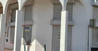 local commercial sainte clotilde 6 pièce(s) 200 m2