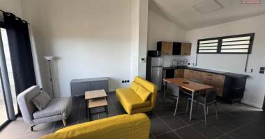 a louer studios neufs, meuble et equipe haut de gamme le tampon centre ville