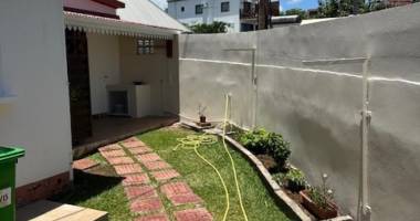 charmante maison f4 meublée à terre-sainte proche chu