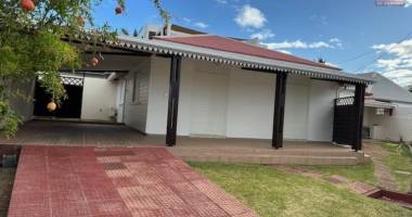 charmante maison f4 meublée à terre-sainte proche chu