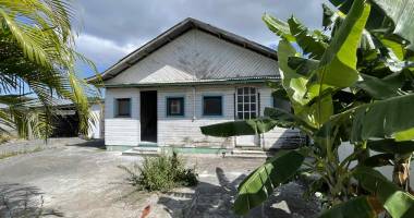 maison de plain-pied à bois d’olive