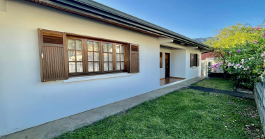 saint louis 97450 - villa fonctionnelle - entretenue - vue degagee - au calme