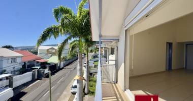 très beau t2 65 m2 à sainte-clotilde