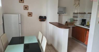 a louer joli appartement f2 meuble duplex au tampon proche centre ville