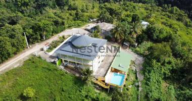 a vendre immeuble  d'appartements meubles a sainte-anne