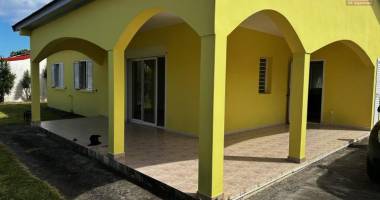 a louer jolie villa de type f4 dans lotissement résidentiel