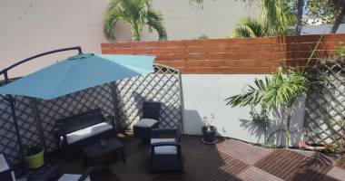 appartement t4 meublé 88 m² - la saline les bains