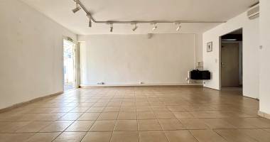 local commercial ou prof saint denis hyper centre