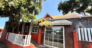 immeuble le tampon 11 pièce(s) 300 m2, 4 appartements