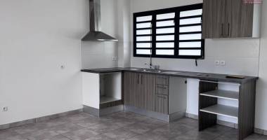 a louer très bel appartement sur la résidence etoile de mer à sainte clotilde.