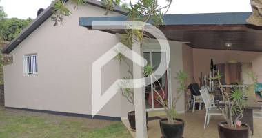 villa f4 dans un bel environnement calme petite ile