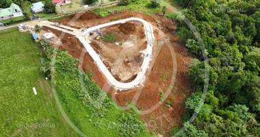 À vendre – terrain petit bourg (cabout / valombreuse)