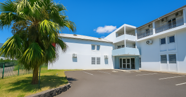 t1 duplex 31,5 m² + balcon + parking – sainte-clotilde