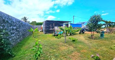 terrain plat et clos de 424 m² situé à mont-vert les bas - ref.254691