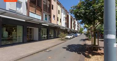 local commercial récent - emplacement n°1 - prêt à l'emploi