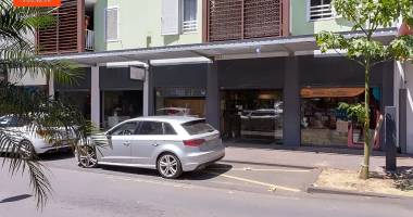 local commercial récent - emplacement n°1 - prêt à l'emploi