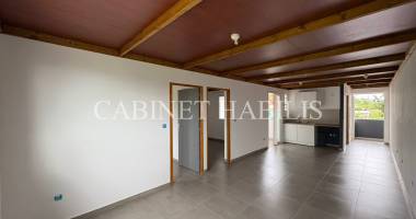À louer - appartement f3 d'environ 59.64 m2 - tampon - loyer 850.00 €
