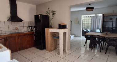 a vendre - maison sur 2 niveaux secteur sud ( mont vert ) 