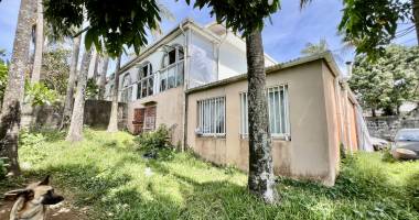 saint joseph 97480 - ensemble immobilier À rafraÎchir - emplacement de choix