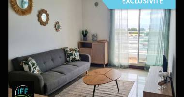 appartement t2 - centre sainte-clotilde - vue océan