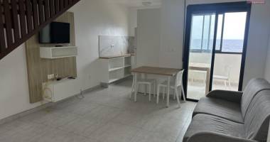 f2 en duplex à terre-sainte vue mer