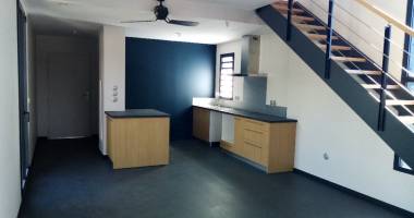 t4 duplex centre-ville de saint-paul réf 20125g