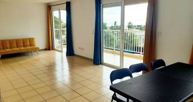 appartement 4 pièces meublé de 104 m2 de superficie hab