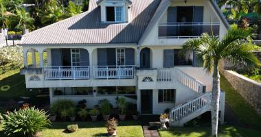 maison familiale t6 à petite-Île (la réunion) - ref 251948