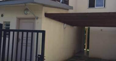 villa f4 contemporaine a louer a la possession