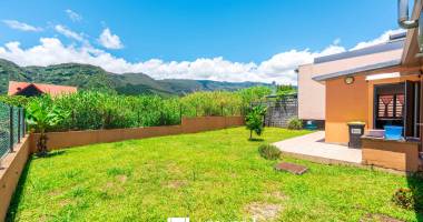 villa récente 4 pièces, 3 chambres, 101m2, à la plaine des palmistes proche village