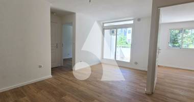 t3 entièrement rénové - le moufia