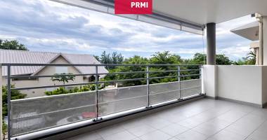 saint leu centre ville et lagon ! appartement 3 pieces avec vue mer